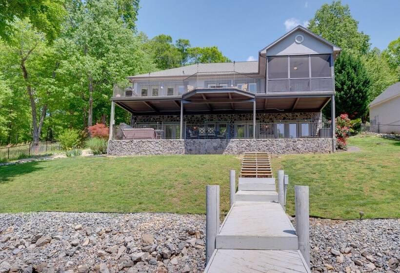 Waterfront Smith Mountain Lake Home W/ Boat Dock!