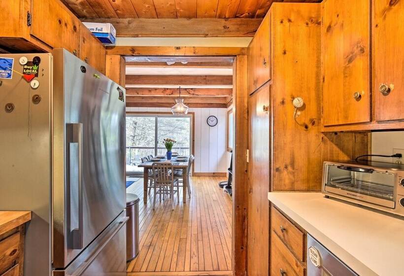 West Cornwall Cabin ~ 4 Mi To Covered Bridge!