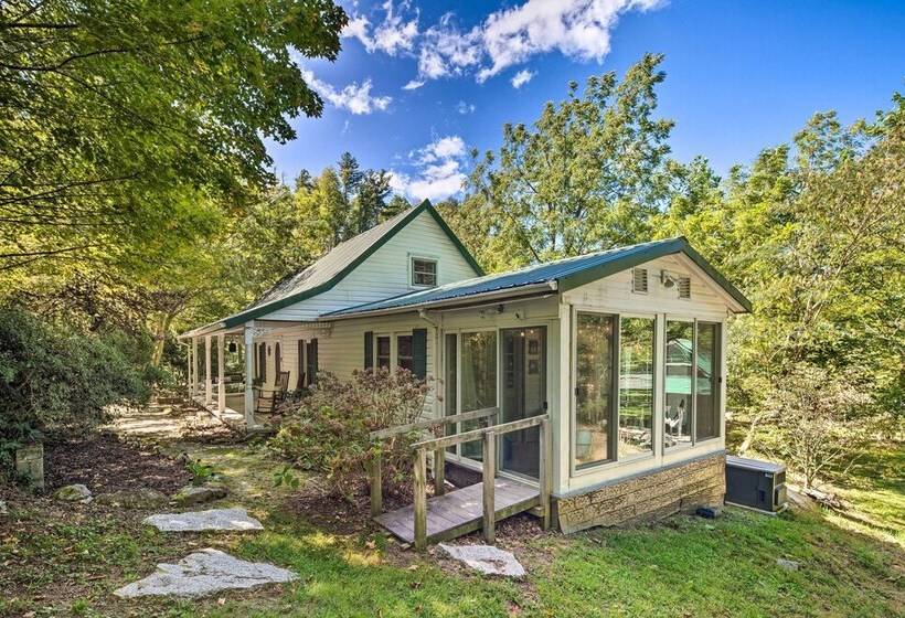 Whimsical Bat Cave Cottage W/ Fire Pit!