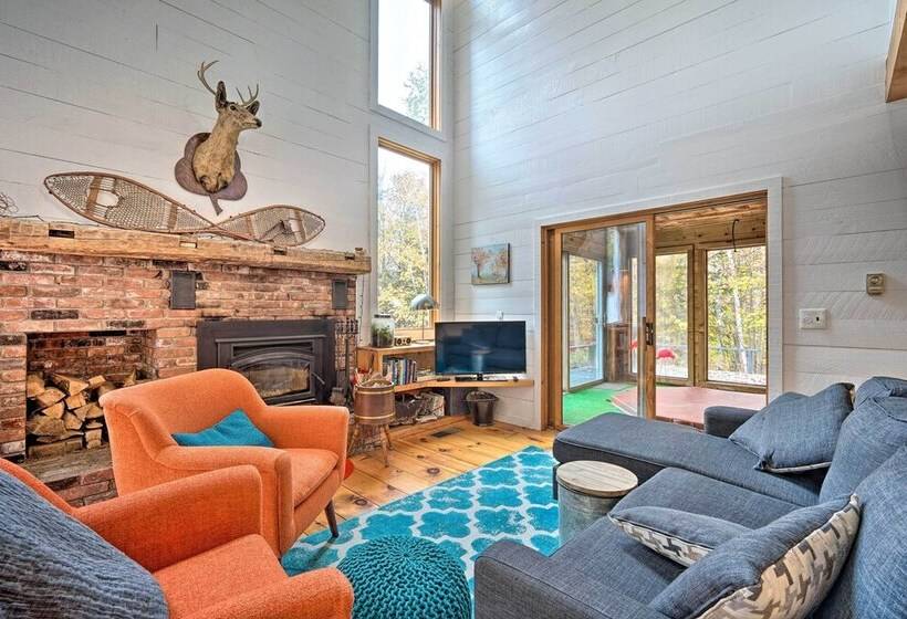 Whimsical Winhall Cottage W/ Fire Pit!