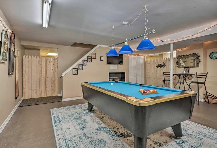 Whitetail Ridge New Cumberland Home With Yard!