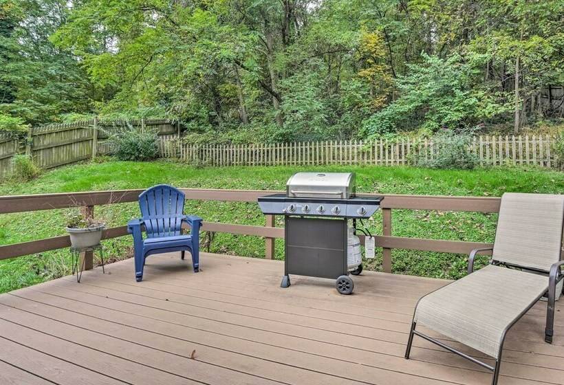 Whitetail Ridge New Cumberland Home With Yard!