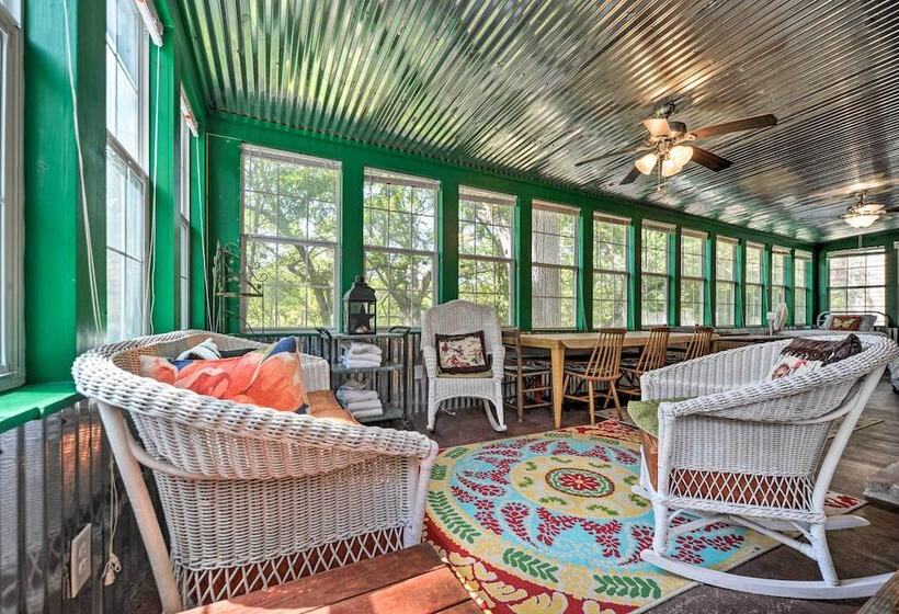 Wimberley Home On Creek + Close To Downtown!