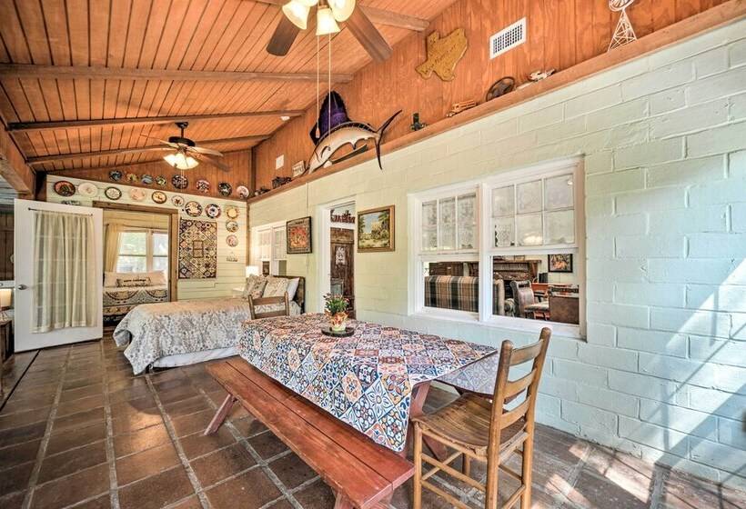 Wimberley Home On Creek + Close To Downtown!