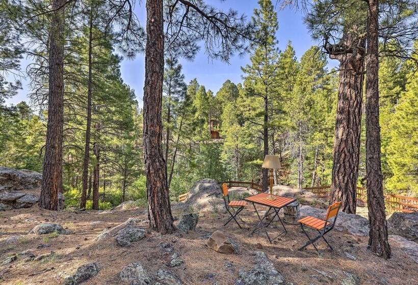 Woodsy Flagstaff Hideaway W/ Deck + Sunroom!