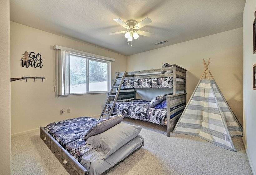 Woodsy Groveland Cabin W/ Deck < 3 Mi To Lake