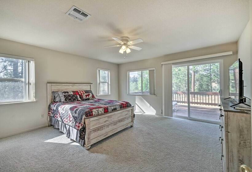 Woodsy Groveland Cabin W/ Deck < 3 Mi To Lake