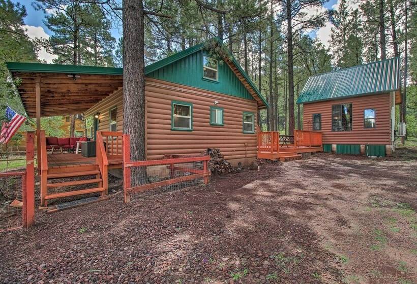 Woodsy Pinetop Cabin W/ Deck & Separate Casita