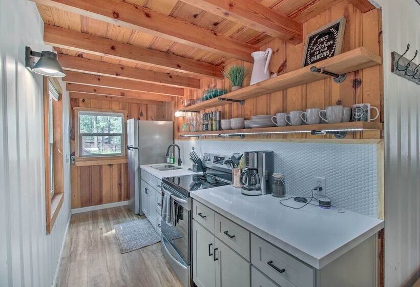 Woodsy Pinetop Cabin W/ Deck & Separate Casita