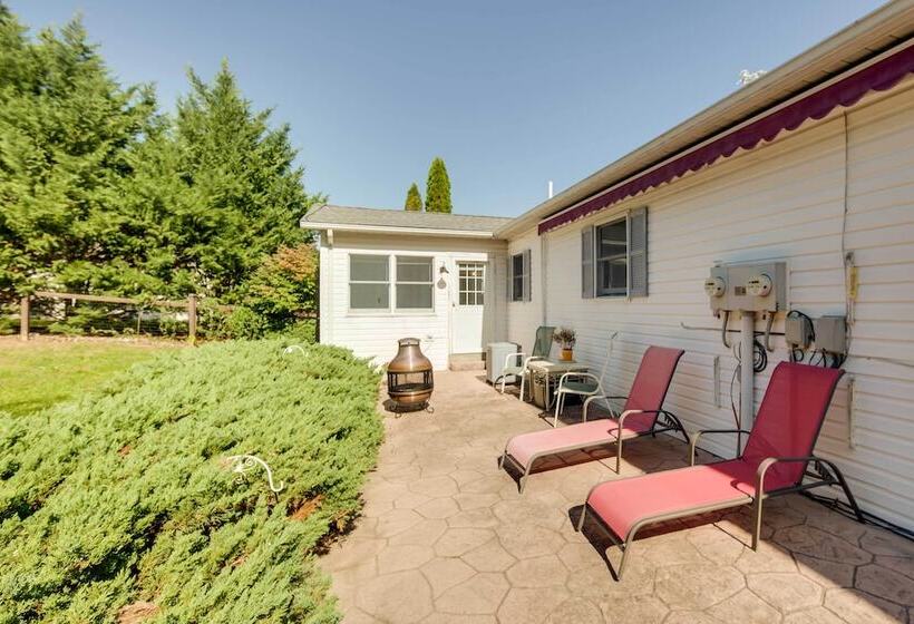 Wrightsville Countryside Cottage Near River!