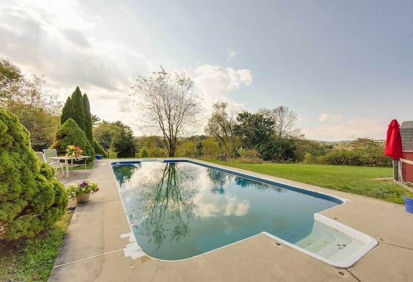 Wrightsville Countryside Cottage Near River!