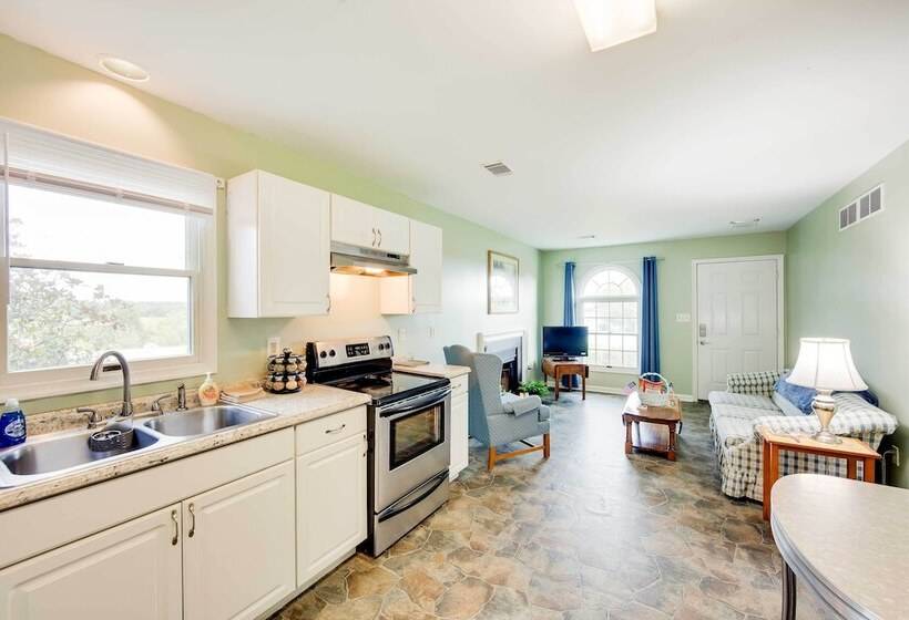 Wrightsville Countryside Cottage Near River!