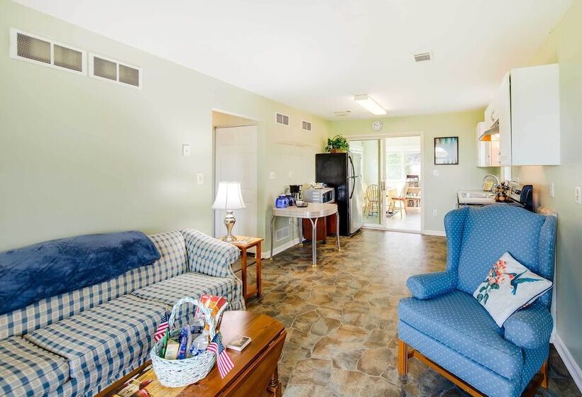 Wrightsville Countryside Cottage Near River!