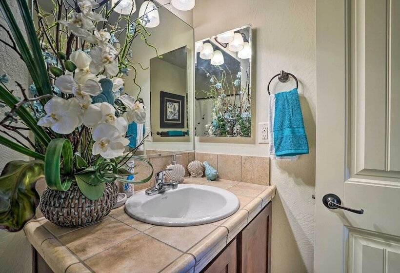 Yuma Family Home W/ Covered Patio + Grill!