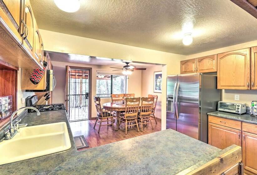 A Frame Pinetop Cabin < 6 Mi To Rainbow Lake!