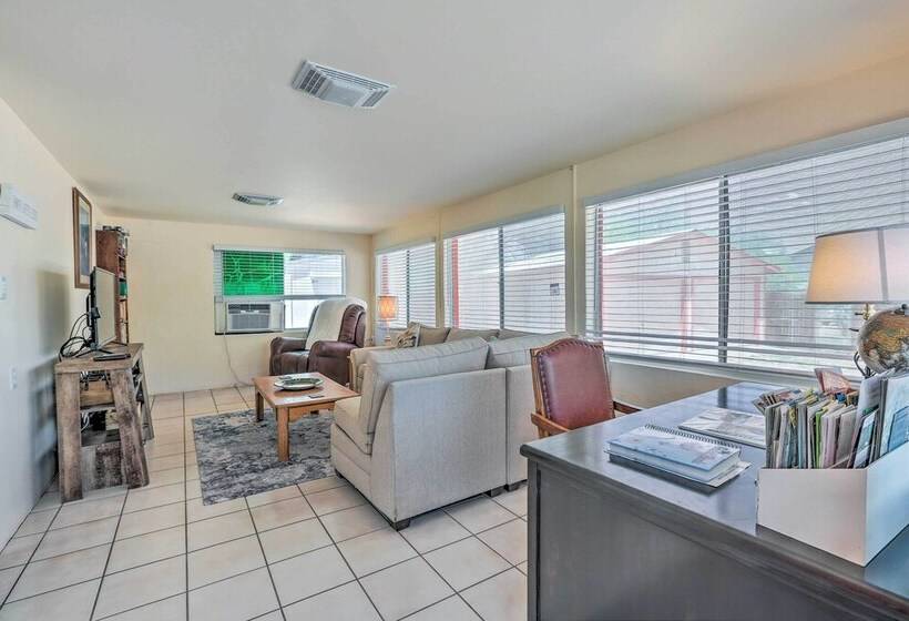 Adobe Style Tumacacori Home W/ Trail Access!