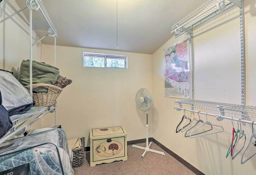 Adobe Style Tumacacori Home W/ Trail Access!