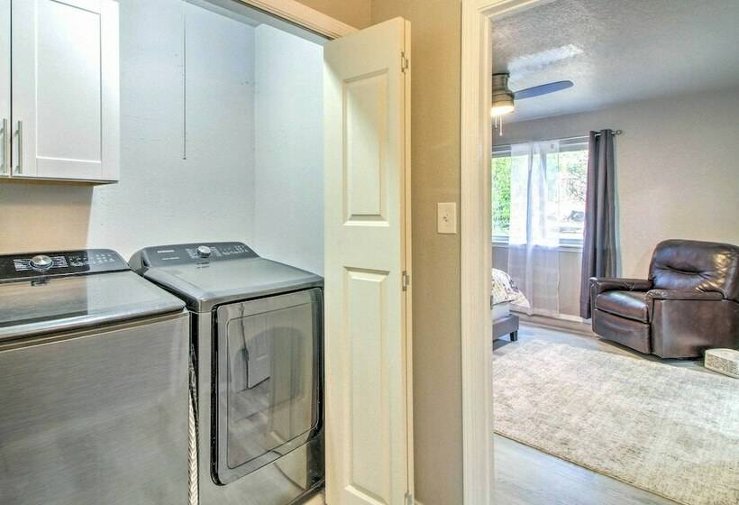 Albuquerque Home: Close To Hiking & Old Town!