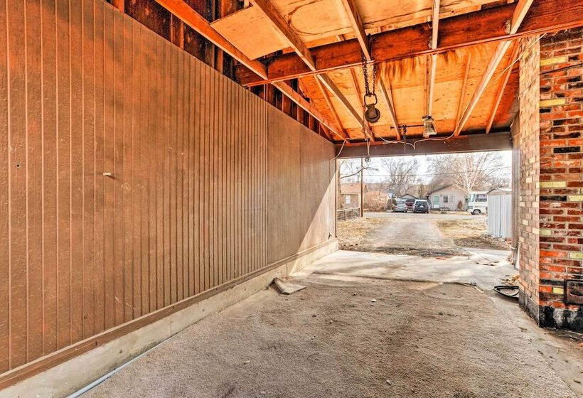 Alturas House W/ Large Front Yard!