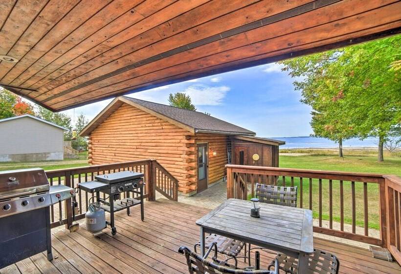 Beachfront Lake Michigan Log Cabin With Sauna!