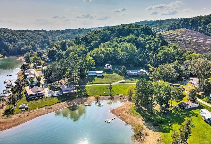 Bean Station Cottage: Unobstructed Lake Views