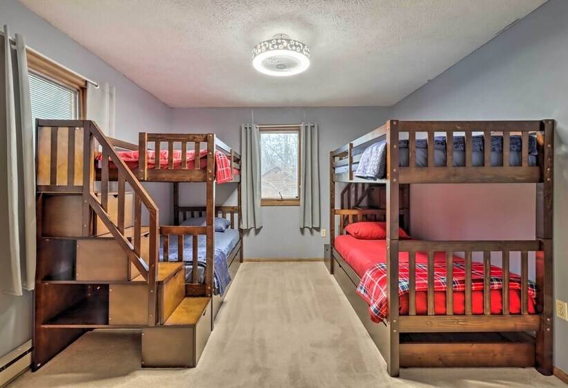 Near Big Boulder Mtn: Cabin W/ Furnished Deck