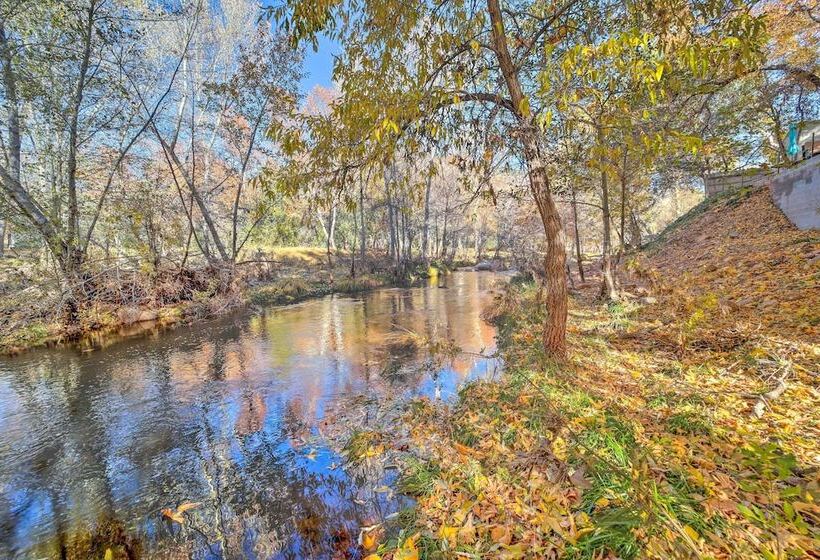 Beautiful Cabin W/ Deck On East Verde River!