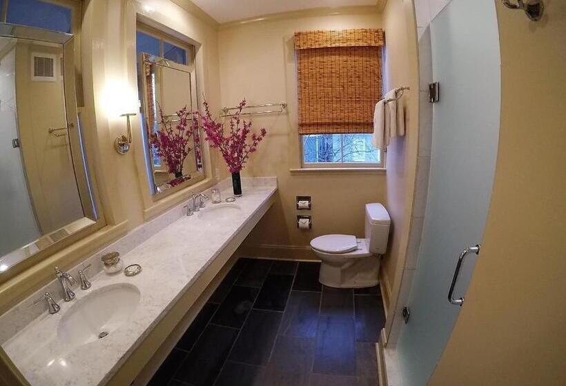 민박 Catherine Ward House Inn