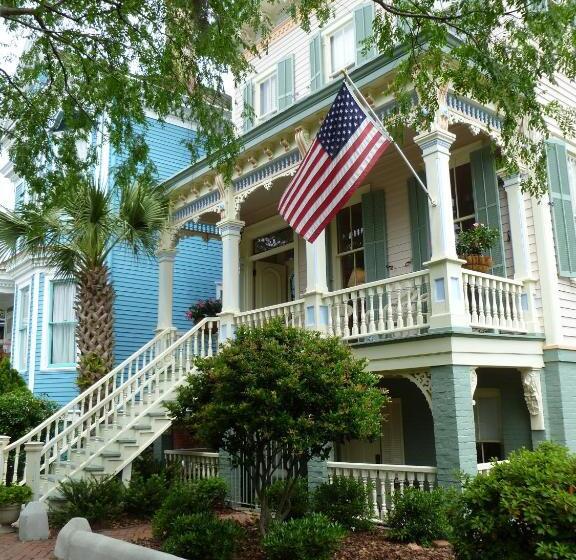 ベッドアンドブレックファースト Catherine Ward House Inn