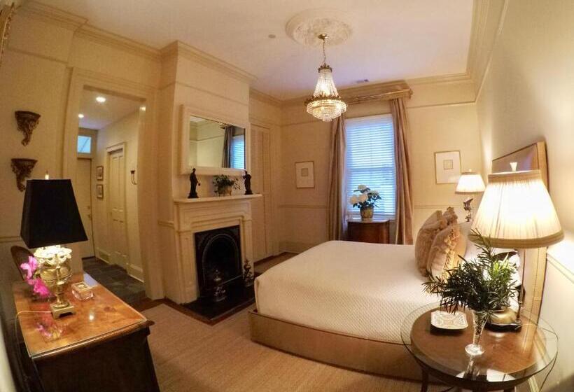 Bed and Breakfast Catherine Ward House Inn