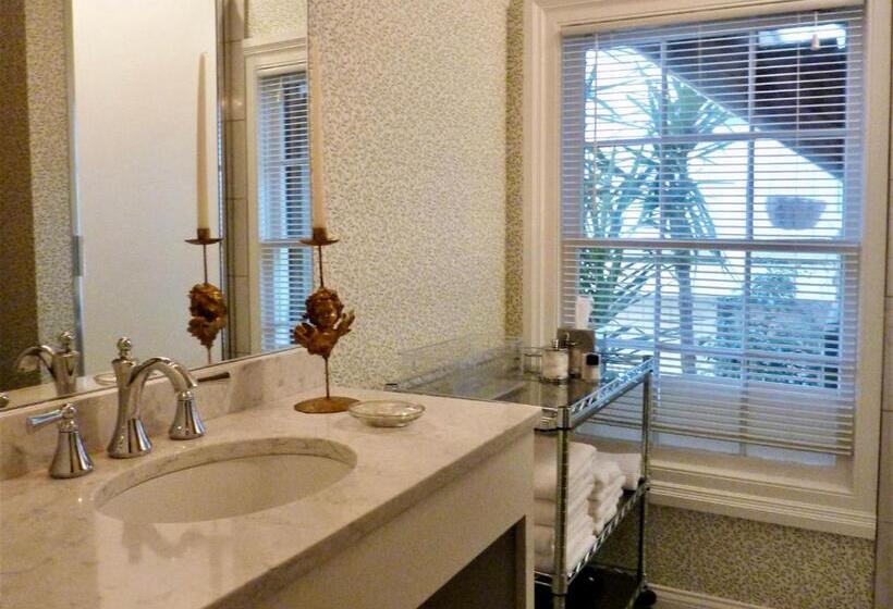 민박 Catherine Ward House Inn