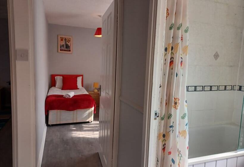 Bed and Breakfast Melo House Grove 46 Grove Road