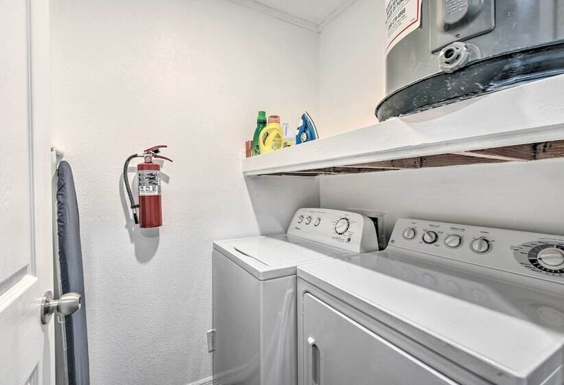 Spacious Bradenton Duplex, 10 Mi To Coquina Beach!