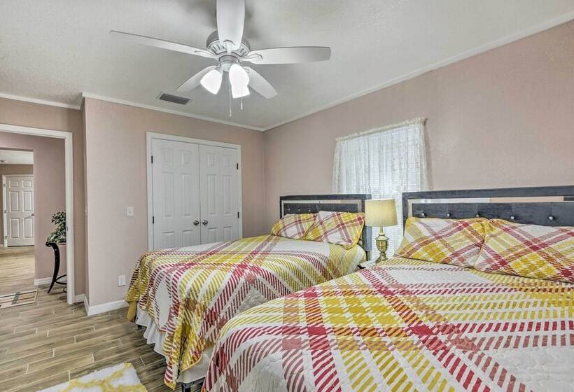 Spacious Bradenton Duplex, 10 Mi To Coquina Beach!