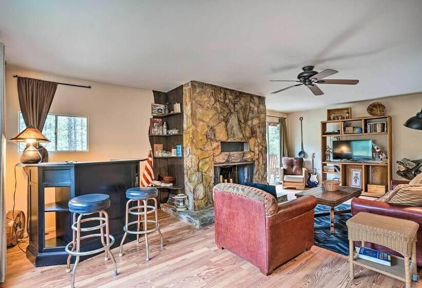 Peaceful Cabin W/ Deck & Grill: 1 Mi To Crown King