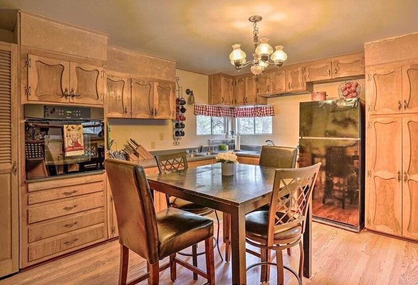 Peaceful Cabin W/ Deck & Grill: 1 Mi To Crown King