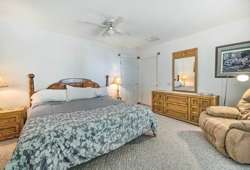 Caldwell Country Home On Quiet Acreage