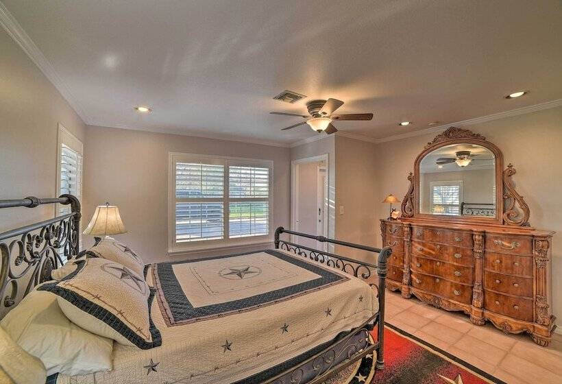 Casa De Samuel   Patio, Fountain & Outdoor Kitchen