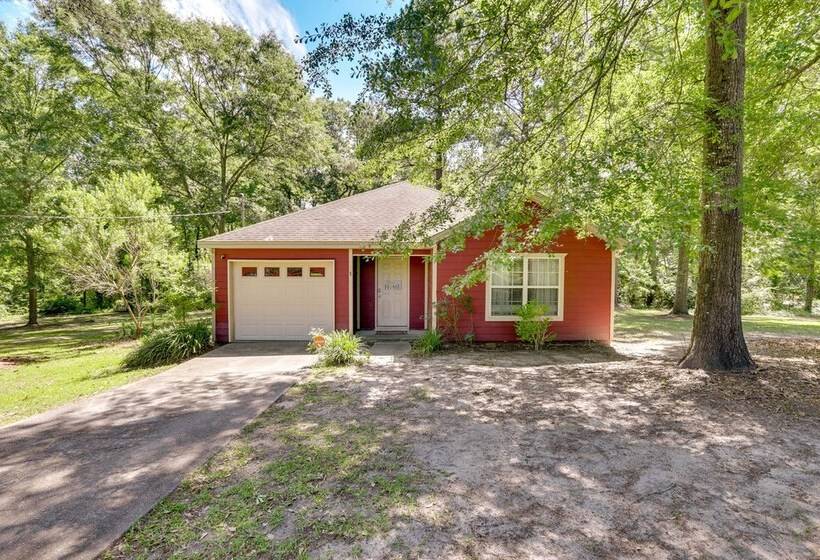 Charming Abbeville Home W/ Private Boat Dock!