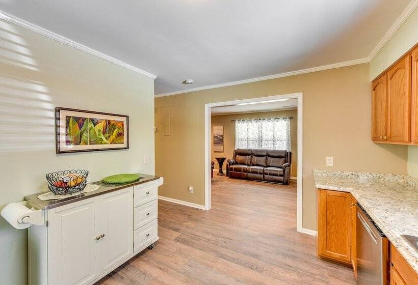 Charming Bluffton Vacation Home W/ Yard!