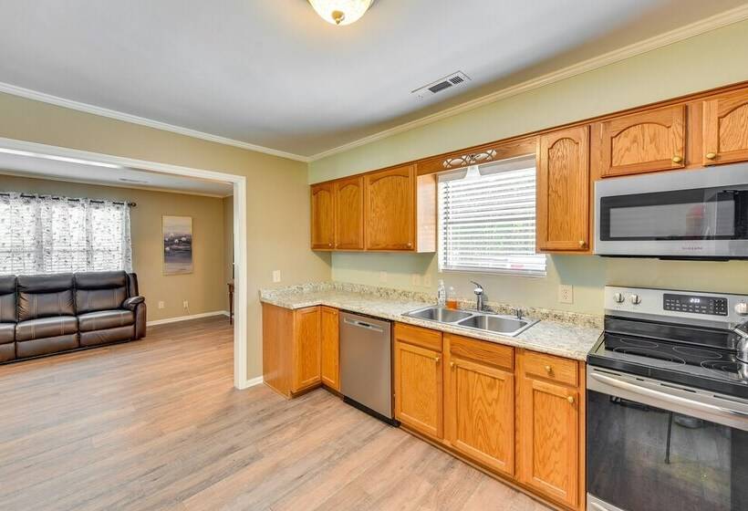 Charming Bluffton Vacation Home W/ Yard!