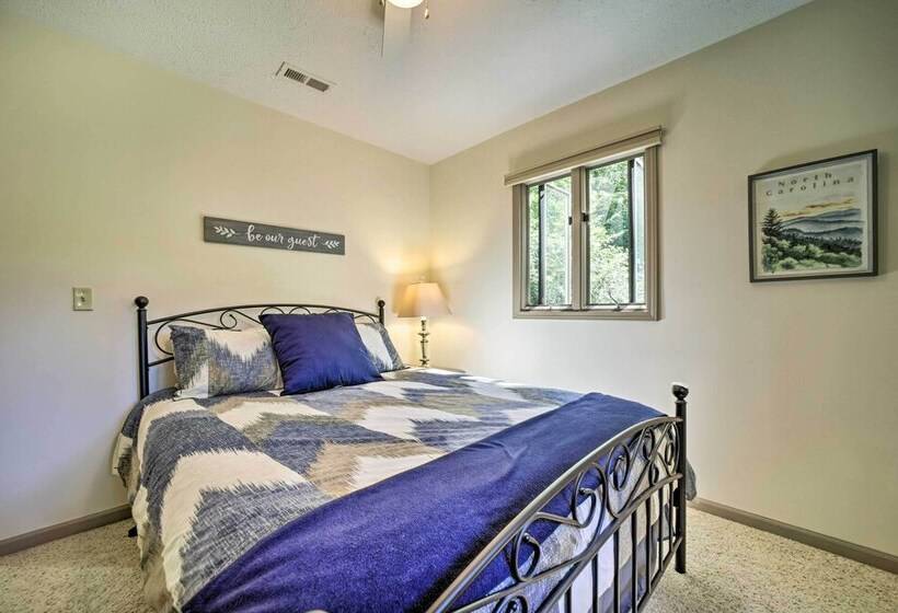 Brevard Retreat ~ 3 Mi To Downtown!