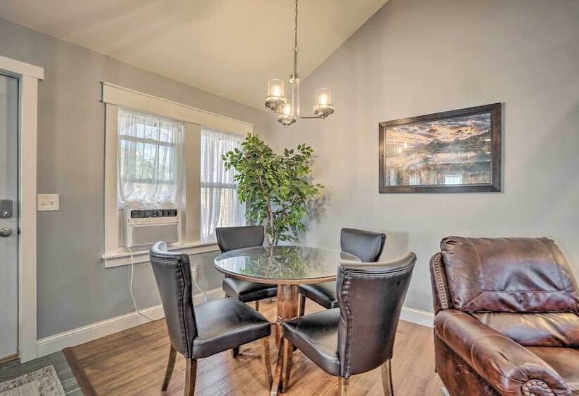 Charming Cheyenne Home ~ 1 Mi To Downtown!