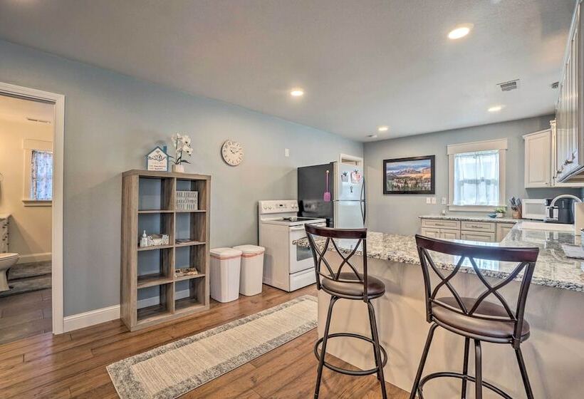 Charming Cheyenne Home ~ 1 Mi To Downtown!