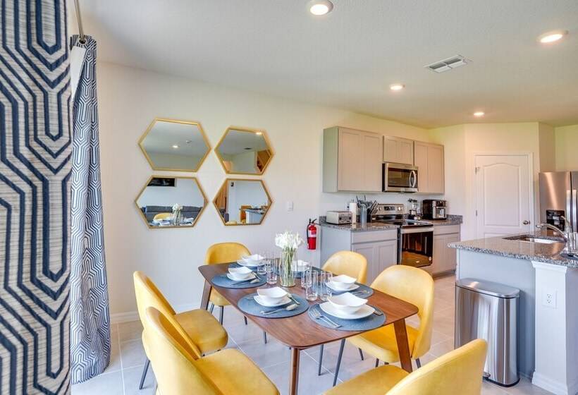 Haines City Home W/ Pool Access ~ 25 Mi To Disney!