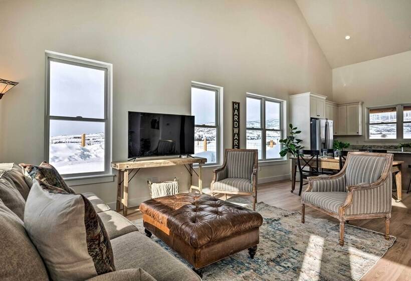 Charming Peoa Casita W/ Mountain Views