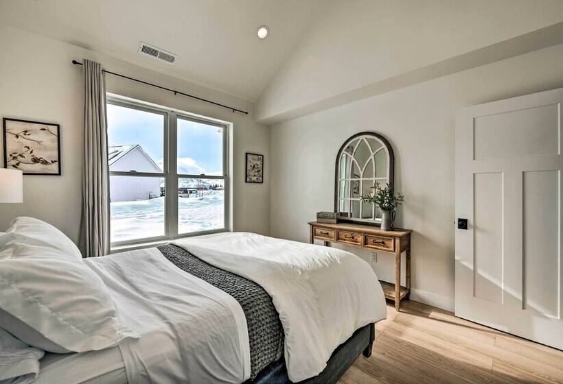 Charming Peoa Casita W/ Mountain Views