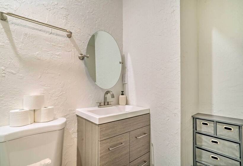 Charming & Quaint El Paso House W/ Backyard!