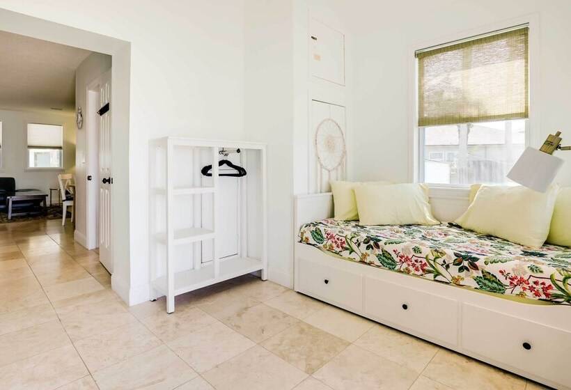 St Augustine Cottage W/ Fire Pit   Walk To Pier!