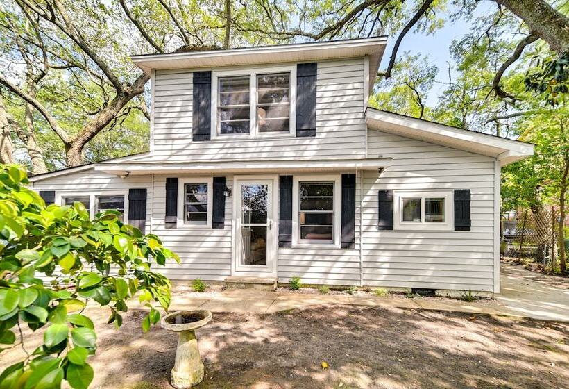 Chic Historic Myrtle Beach Cottage: Steps To Beach